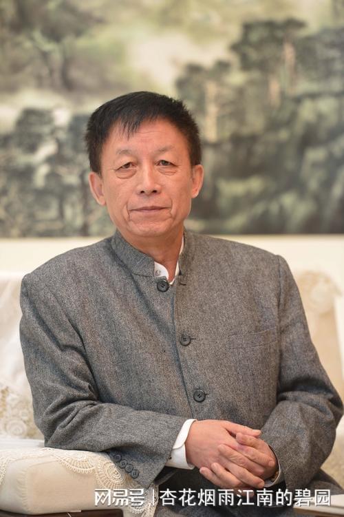 易中天：不要去逢迎，不要去歌功颂德，这是做人的底线